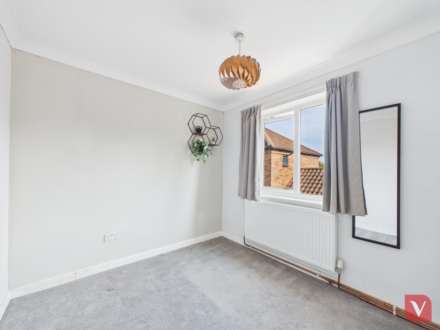 Brownbaker Court, Milton Keynes, Image 10