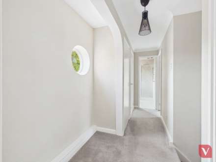 Brownbaker Court, Milton Keynes, Image 15