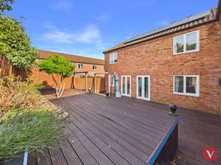 Brownbaker Court, Milton Keynes, Image 17