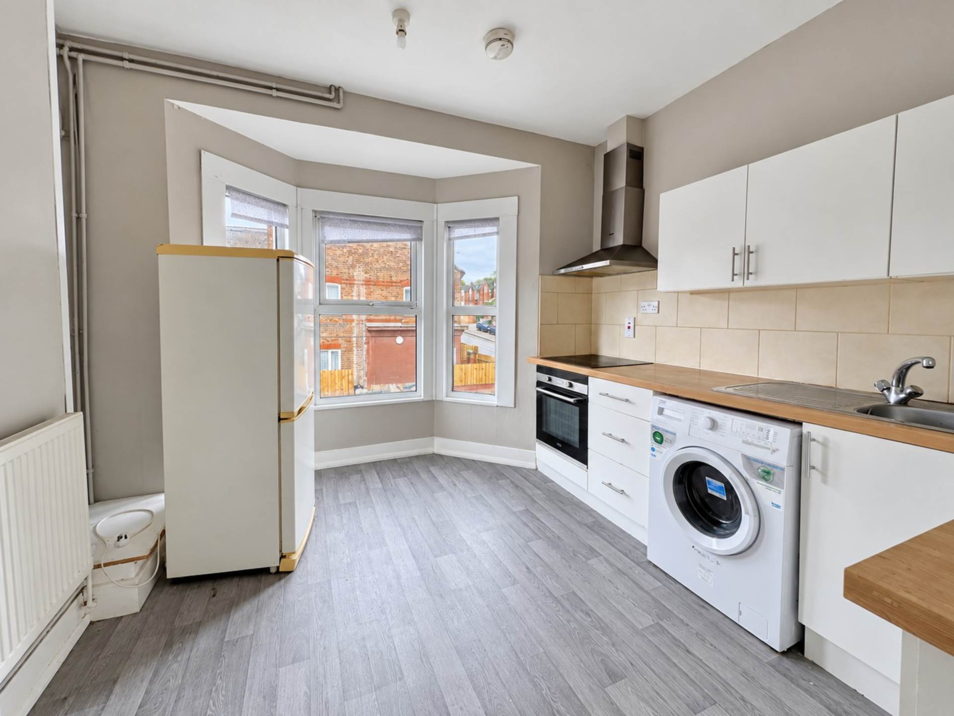 Dallow Road, Luton, Image 4