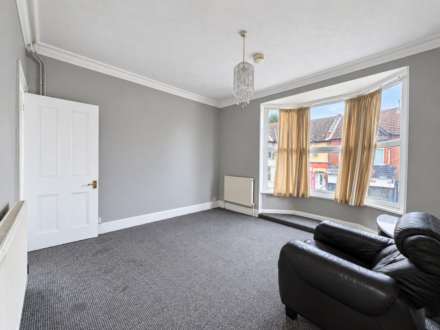 Dallow Road, Luton, Image 3