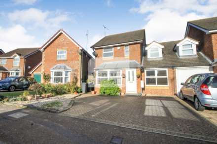 Property For Sale Chard Drive, Luton