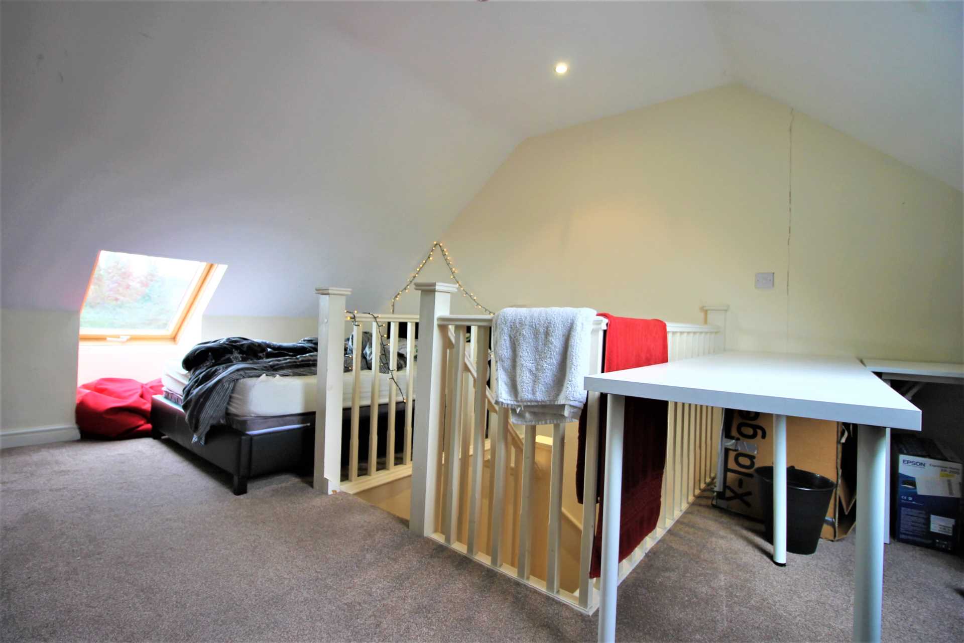 Gardenia Avenue, Luton, Image 9