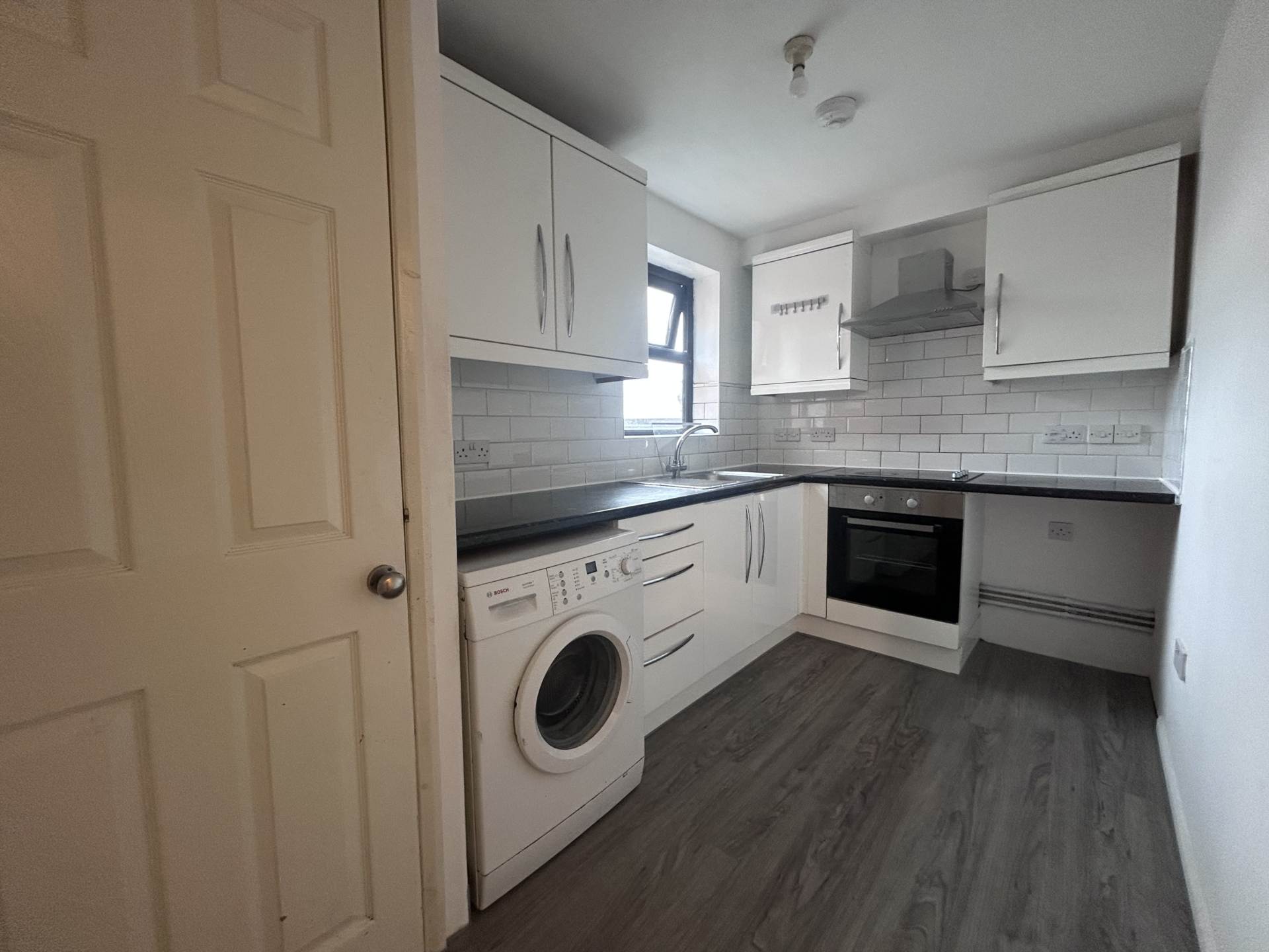 Napier Road, Luton, Image 6