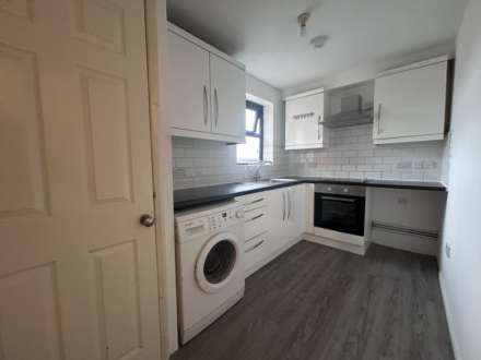 Napier Road, Luton, Image 6