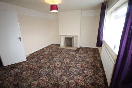 Lyneham Road, Luton, Image 4