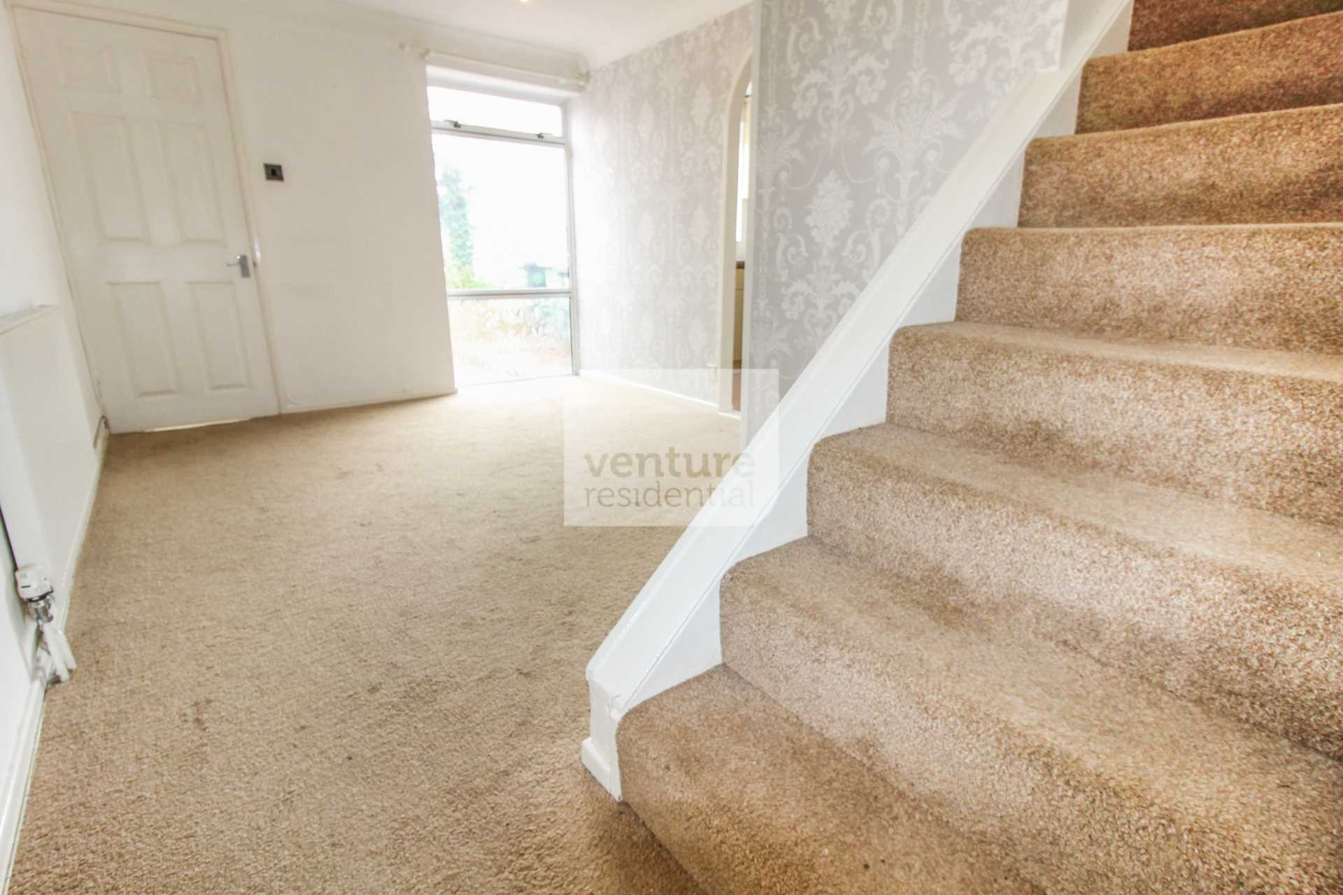 Enfield Close, Luton, Image 2