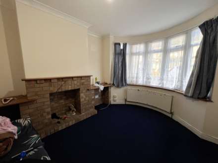 Chester Avenue, Luton, Image 2