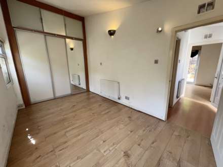Fulwoods Drive, Leadenhall, Image 2