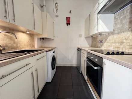 Fulwoods Drive, Leadenhall, Image 7