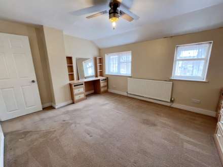 Peartree Road, Luton, Image 10