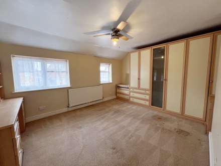 Peartree Road, Luton, Image 11