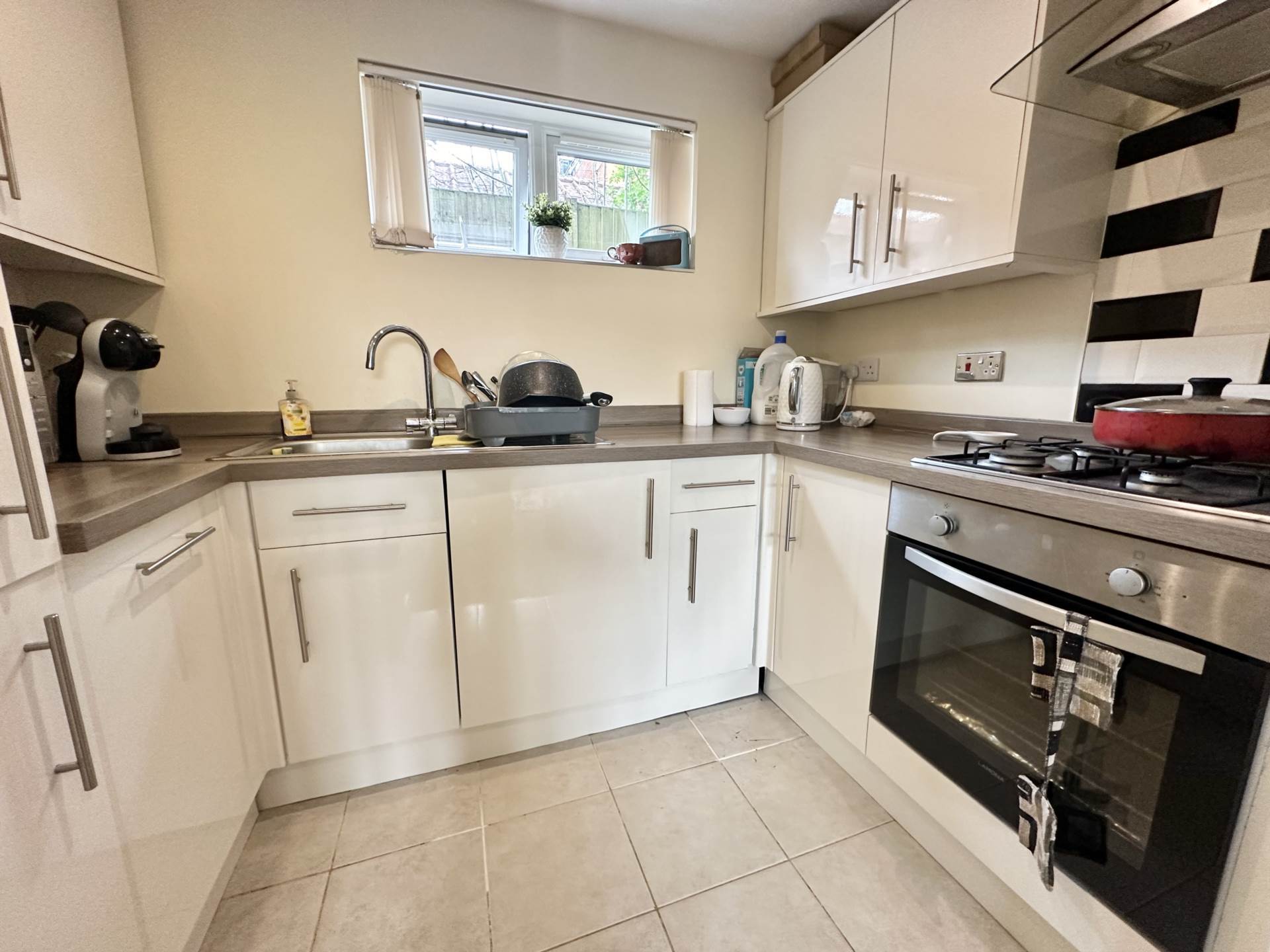 Grove Road, Luton, Image 4