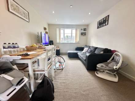 Grove Road, Luton, Image 3