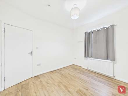 Gadsby Street, Bedford, Image 12