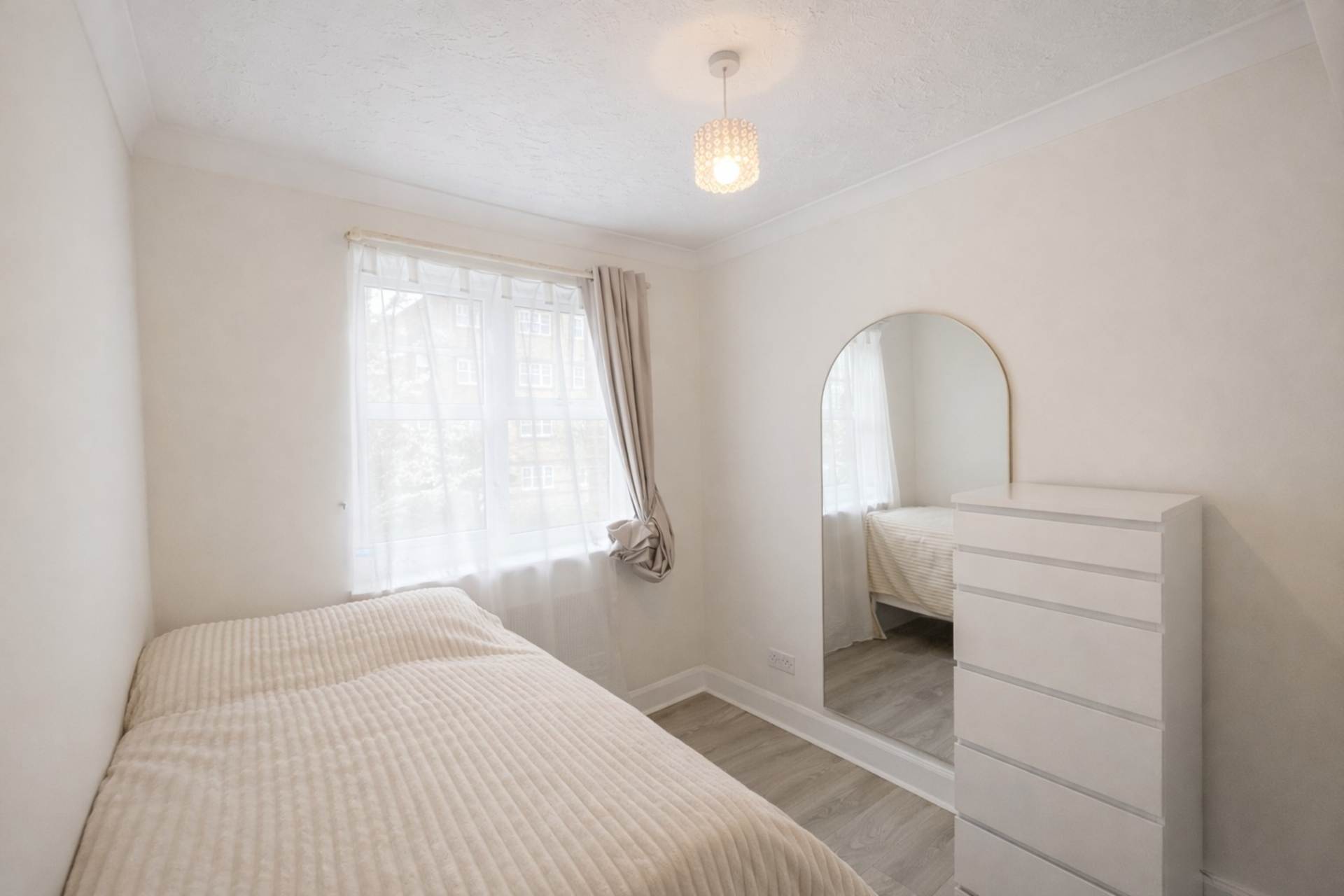 Knights Field, Luton, Image 8