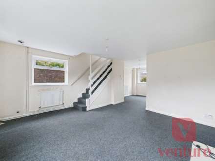 Mersey Close, Bletchley, Image 2