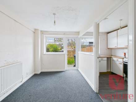 Mersey Close, Bletchley, Image 4