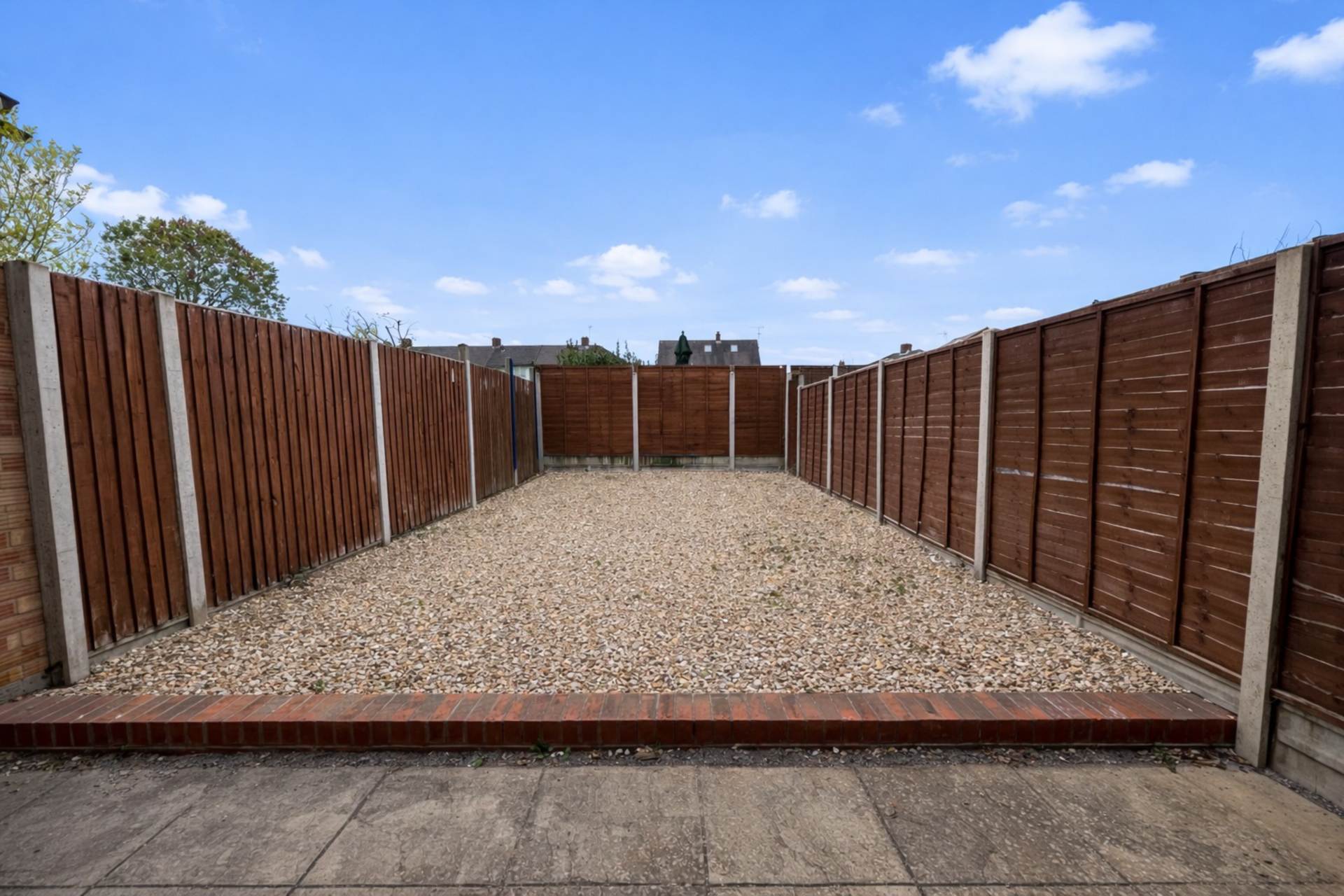 Somerset Avenue, Luton, Image 10