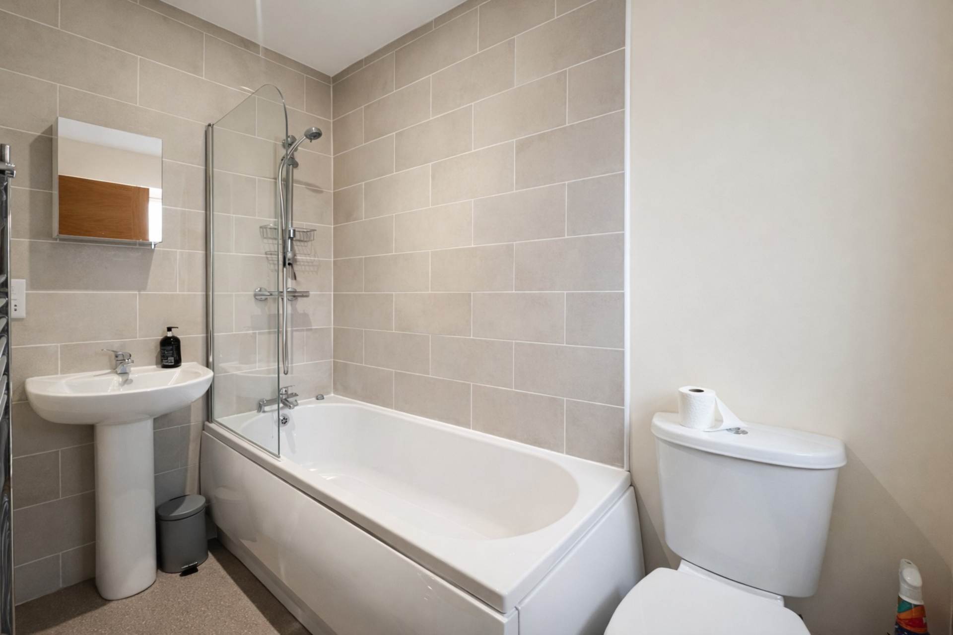 Somerset Avenue, Luton, Image 9