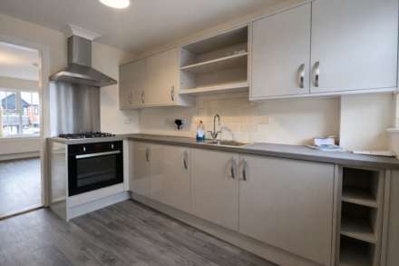 Somerset Avenue, Luton, Image 5