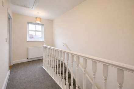 Somerset Avenue, Luton, Image 6