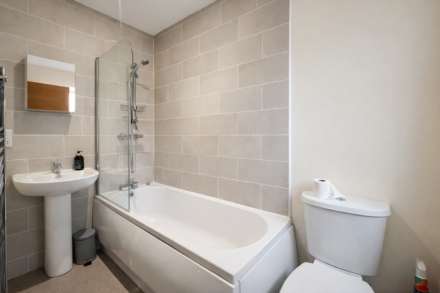 Somerset Avenue, Luton, Image 9