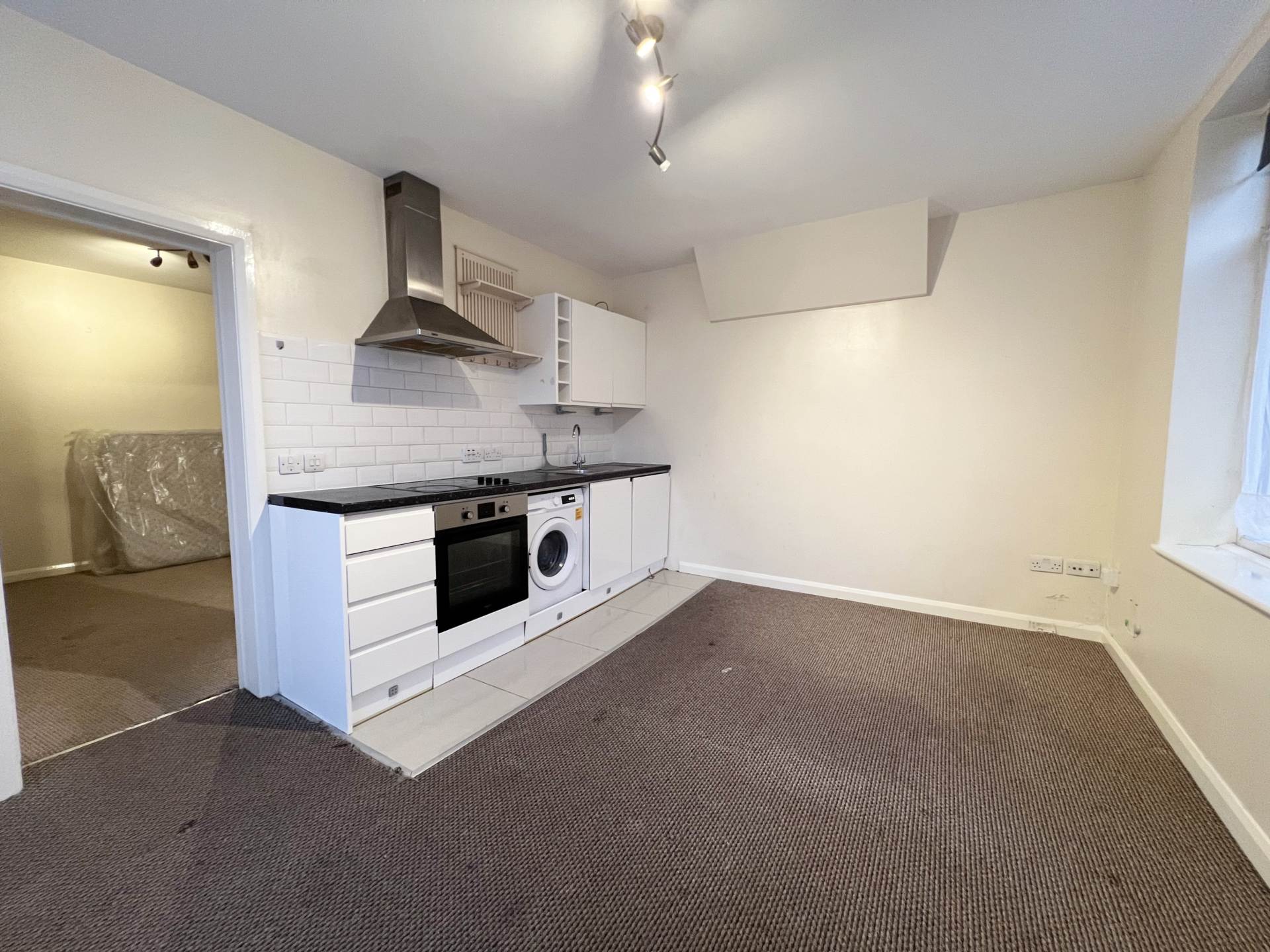 Hibbert Street, Luton, Image 2