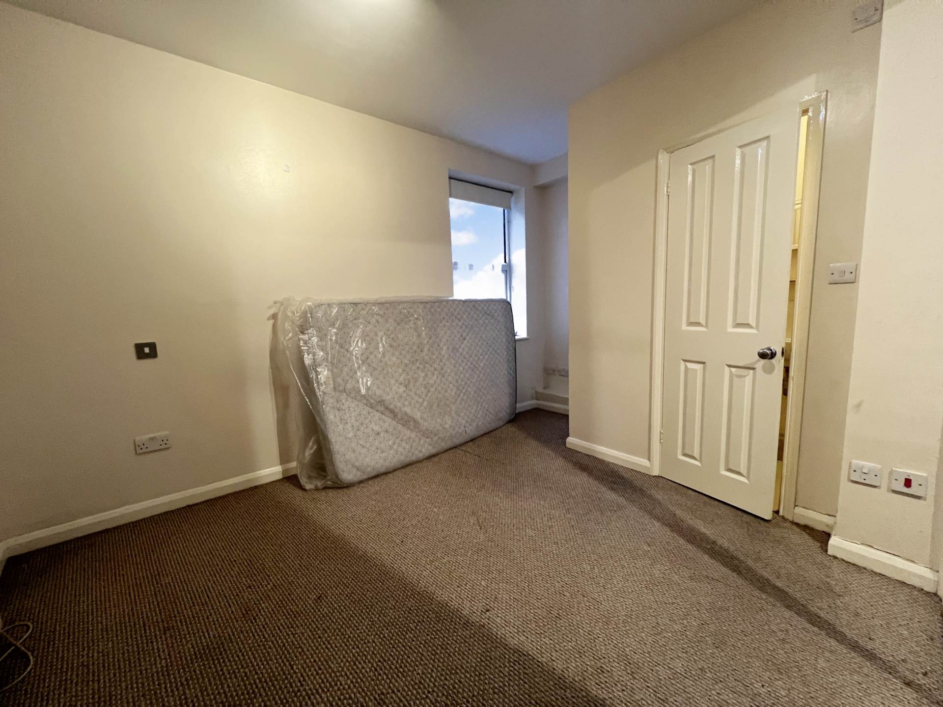 Hibbert Street, Luton, Image 6