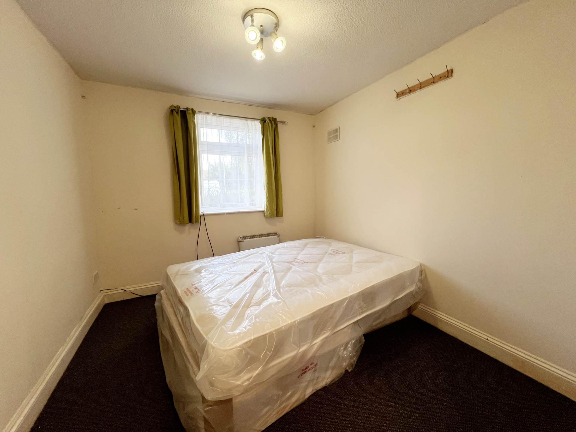 Chase Street, Luton, Image 4