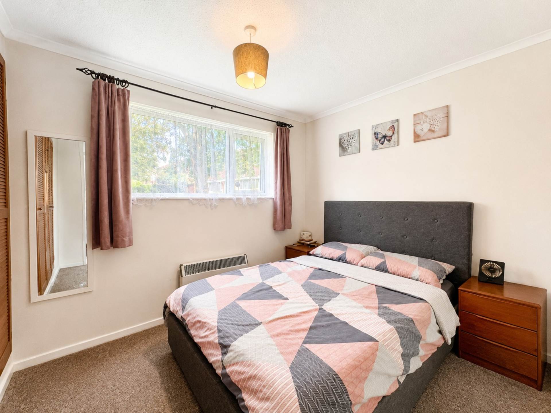 Repton Close, Luton, Image 6