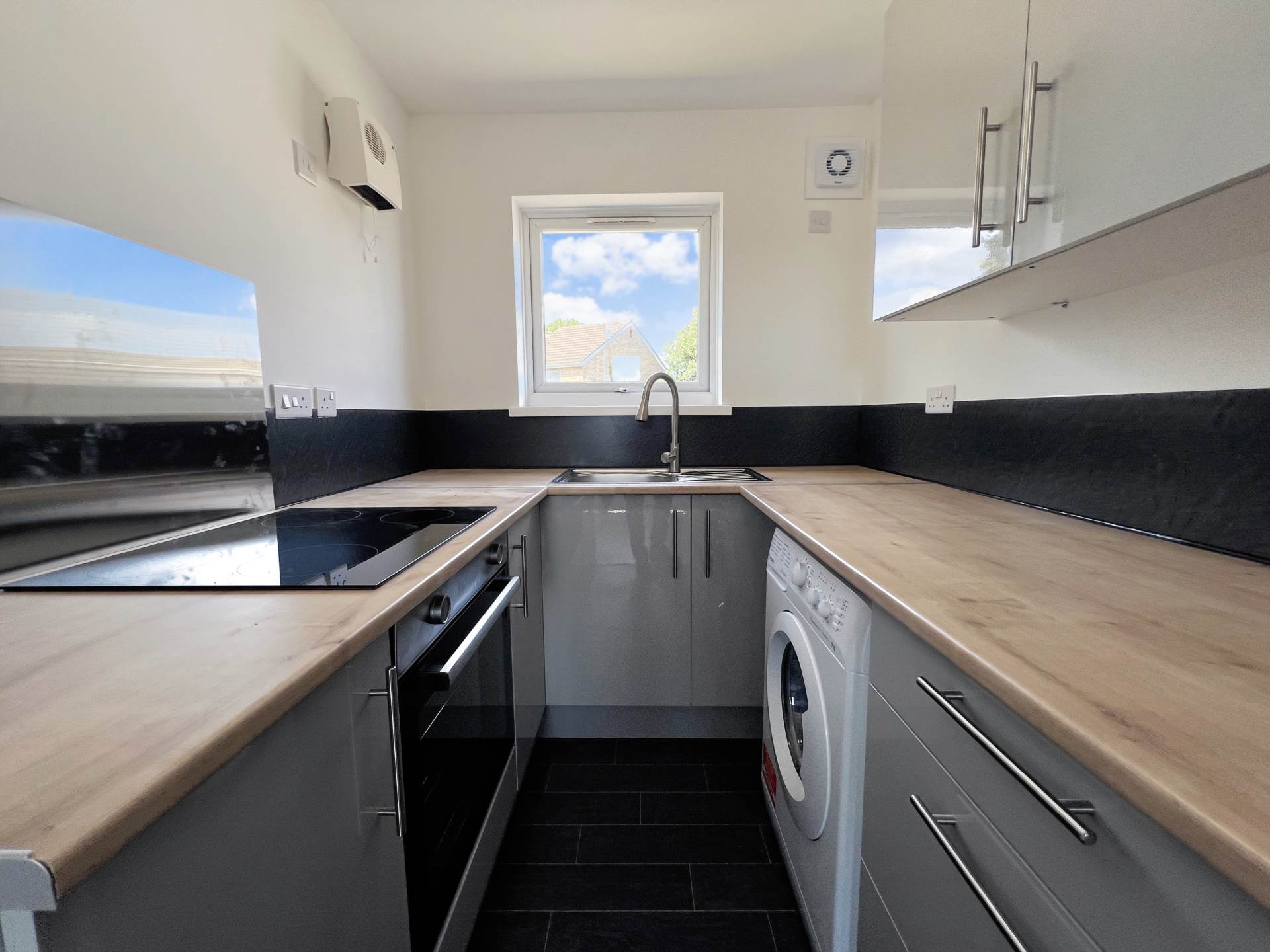 Repton Close, Luton, Image 2