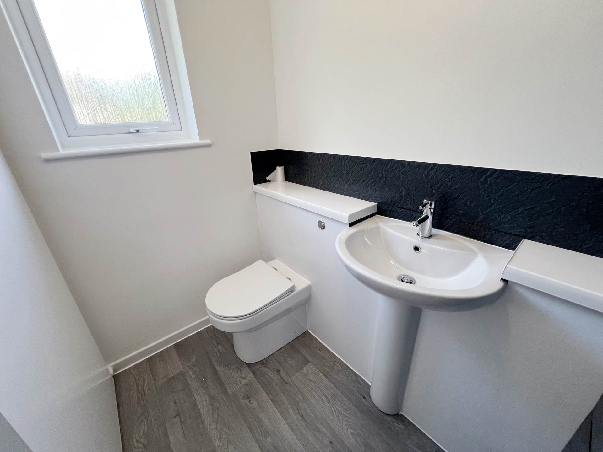 Repton Close, Luton, Image 8