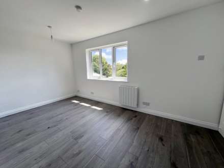 Repton Close, Luton, Image 3