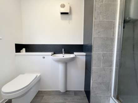 Repton Close, Luton, Image 4