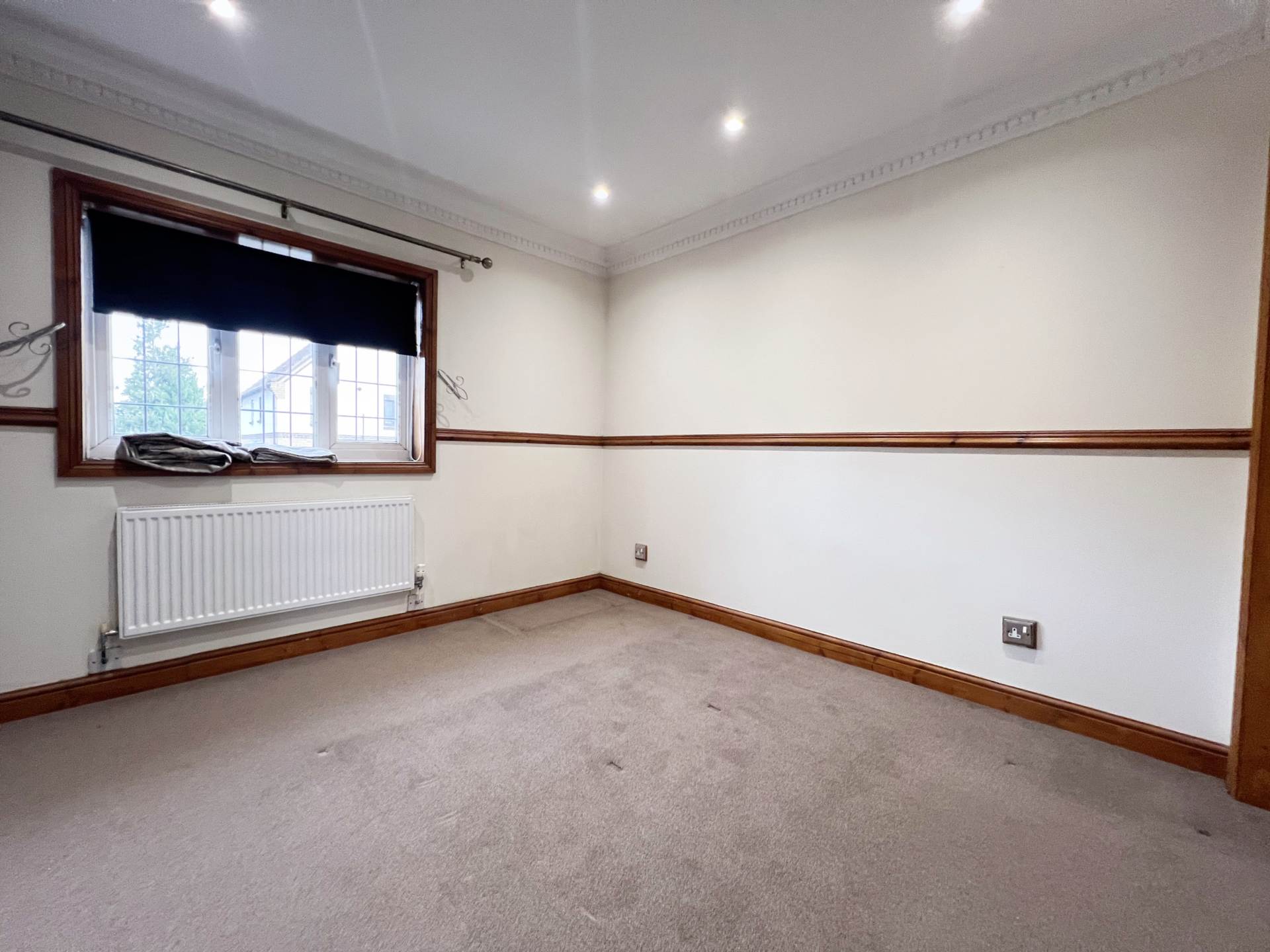 The Belfry, Luton, Image 6