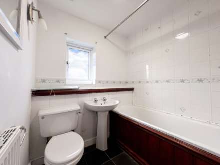 The Belfry, Luton, Image 8