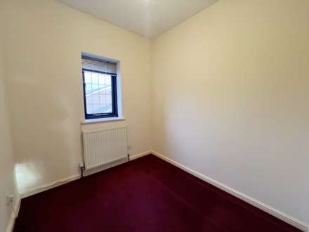 Lennox Green, Luton, Image 8