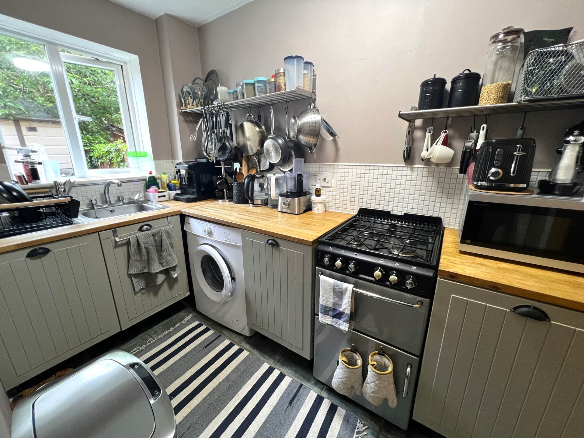 Farrow Close, Luton, Image 4