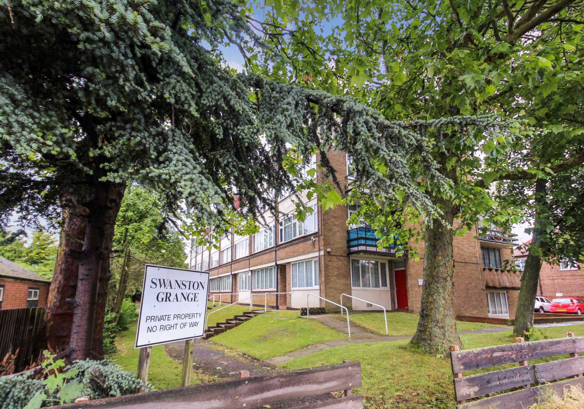 Dunstable Road, Luton, Image 8