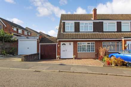 Property For Rent Hasketon Drive, Luton