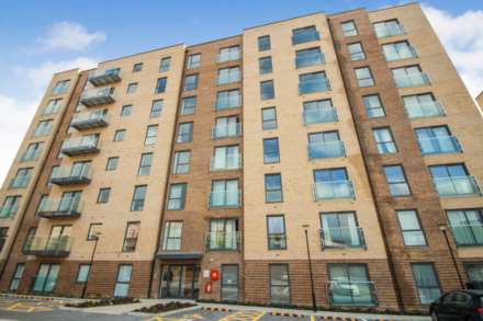 Property For Rent Brooklands Court, Saxon Sqaure, Luton