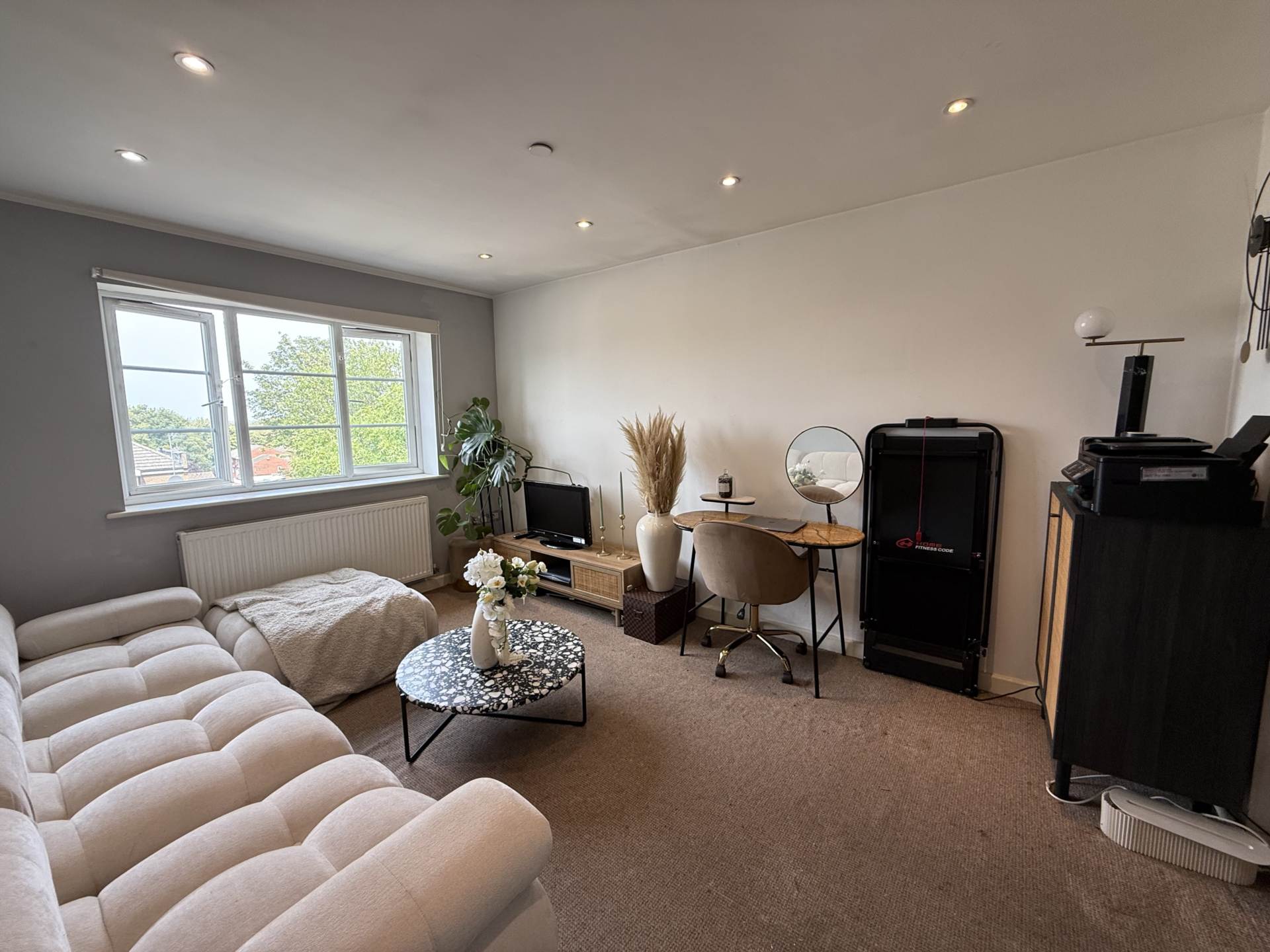 Grove Road, Luton, Image 2