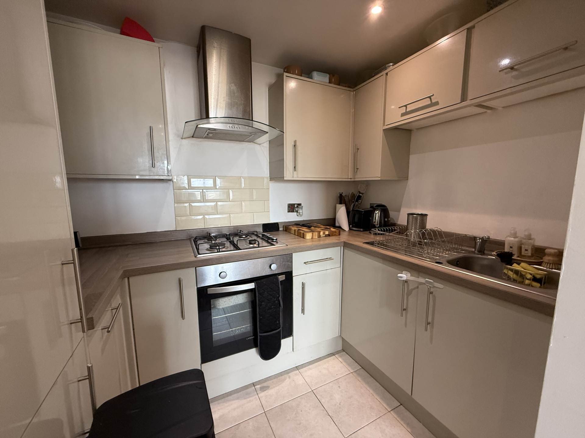 Grove Road, Luton, Image 5