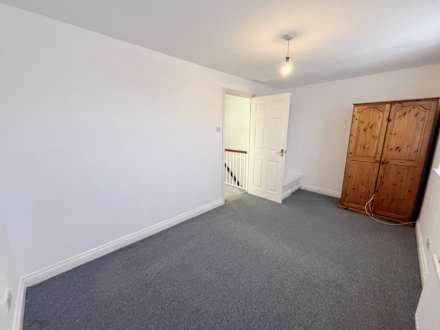 Villiers Close, Luton, Image 14