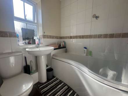 Winfield Street, Dunstable, Image 5