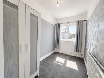 Willow Way, Luton, Image 11