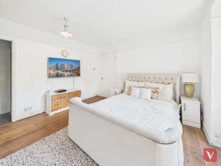 Compton Avenue, Luton, Image 11