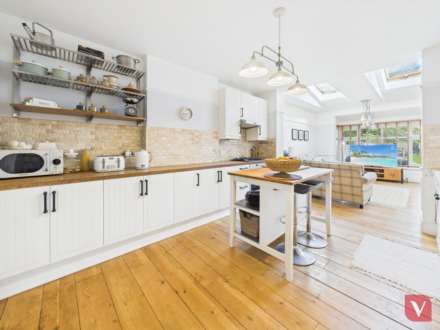 Compton Avenue, Luton, Image 20