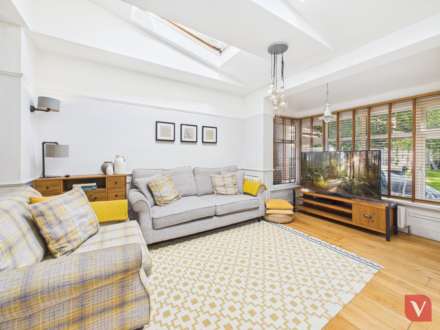 Compton Avenue, Luton, Image 24